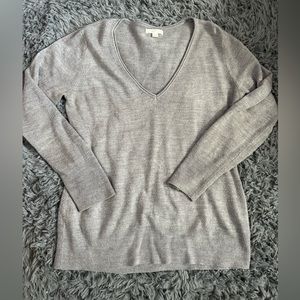 NYC grey vneck sweater